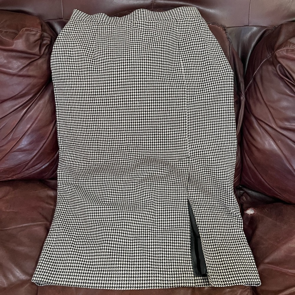 Sag Harbor Houndstooth Wool-Blend Pencil Skirt